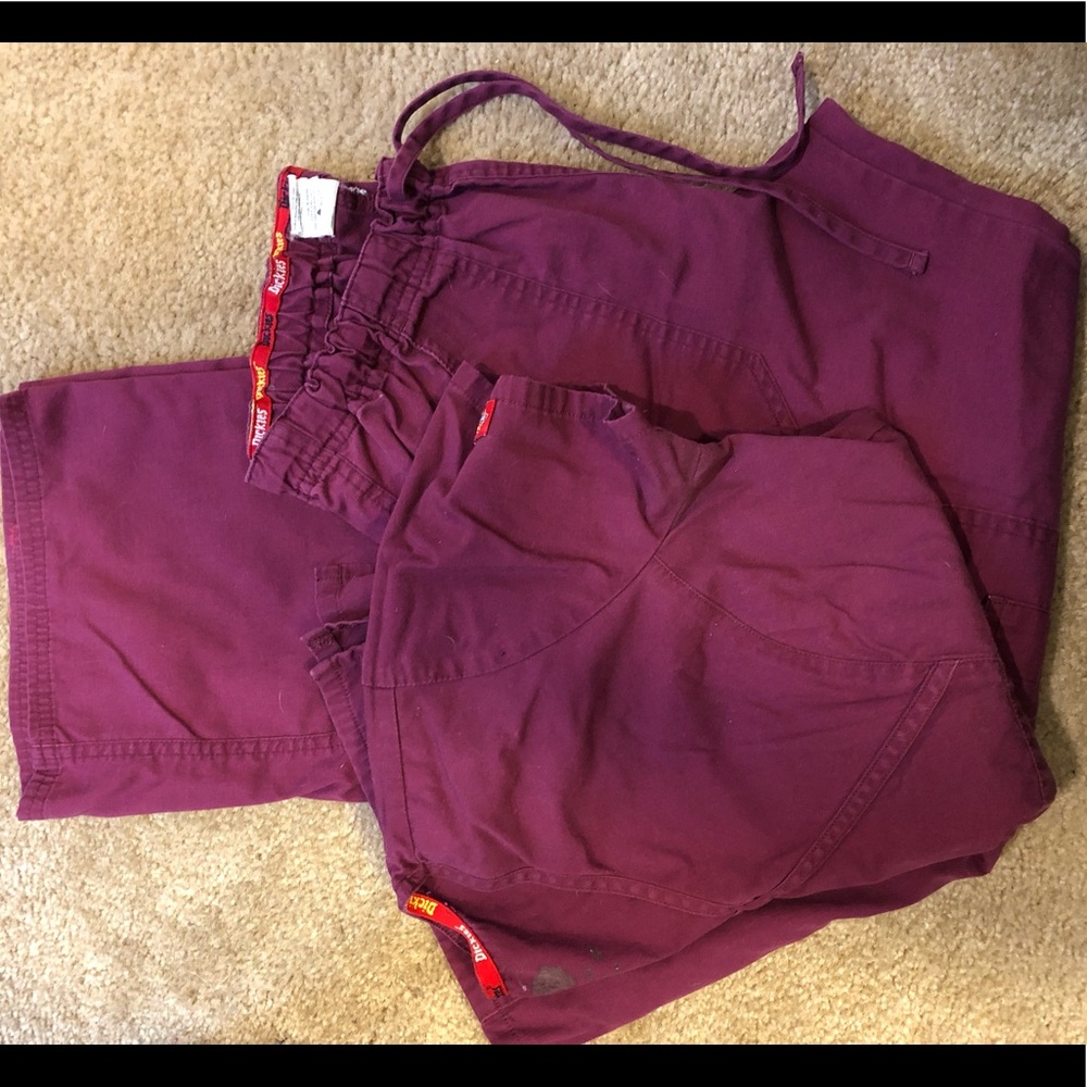 Women’s Dickies Scrub Sets (6)